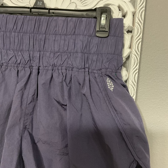 Free People Movement Shorts Womens Purple The Way Home High Rise Lined large - Picture 2 of 5